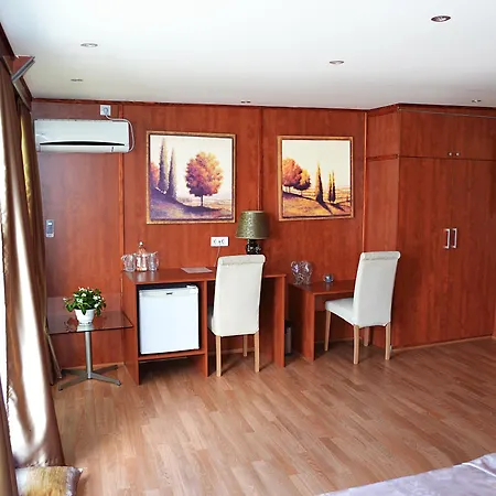 Compass River 3*